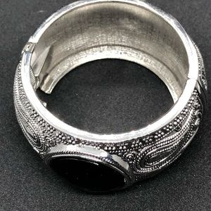 Jewelry - Hinged silver and black bracelet Jewelry - Hinged silver and black bracelet